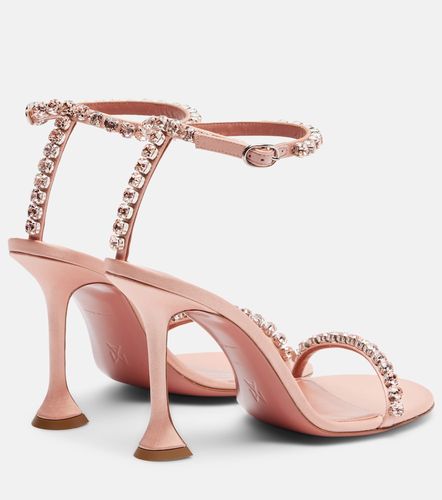 Sandales Gigi 95 en satin à cristaux - Amina Muaddi - Modalova