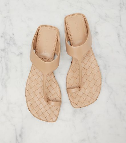 Mules Livia en cuir Intrecciato - Bottega Veneta - Modalova