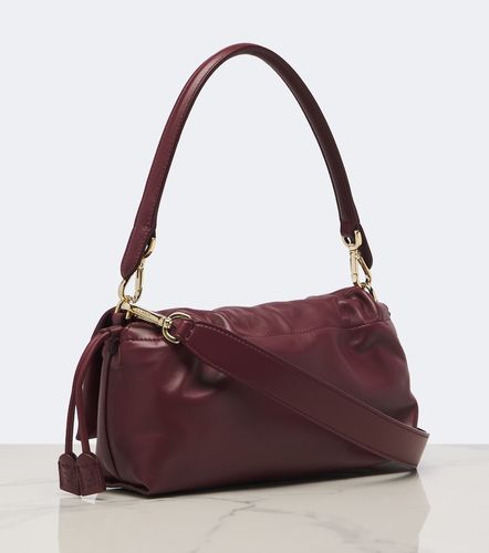Sac porté épaule Baguette® Medium en cuir - Fendi - Modalova
