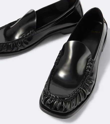 Mocassins Theobald en cuir verni - Saint Laurent - Modalova
