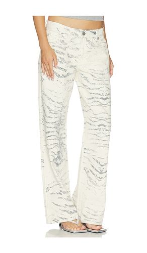 JAMBES LARGES 99 en . Taille 33. Also en 34 - Abrand - Modalova