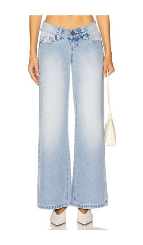 JAMBES LARGES 0 en . Taille 33. Also en 34 - Abrand - Modalova