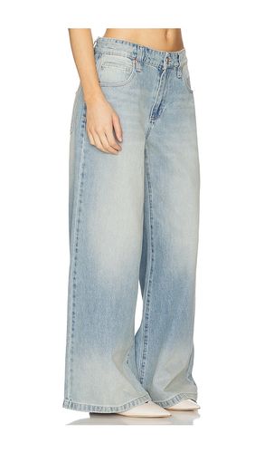 JAMBES LARGES 99 MEGA en . Taille 24. Also en 27, 29 - Abrand - Modalova