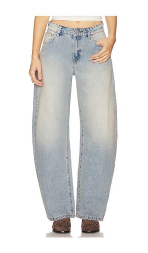 Barrel Jeans en . Taille 23. Also en 26, 32 - Abrand - Modalova
