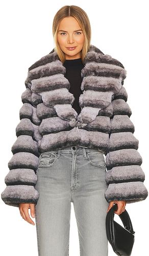 BLOUSON IMITATION FOURRURE DE CHINCHILLA en . Taille L. Also en M, S - Adrienne Landau - Modalova