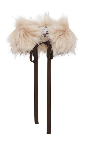 Runway Long Haired Faux Fur Choker en - AKNVAS - Modalova