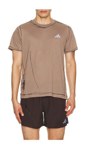 Running Tee en . Taille XS. Also en L - adidas by Song for the Mute - Modalova