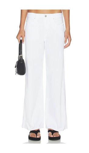 Regina Wide Leg Jeans in . Size 24. Also in 25, 26, 27, 28, 30, 31 - AMO Denim - Modalova