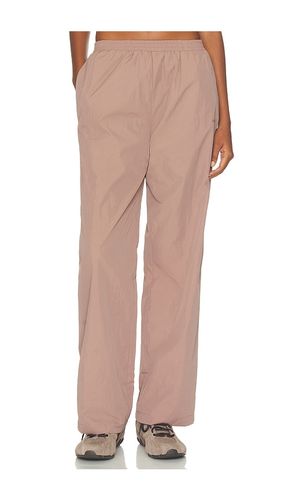 PANTALON DE SPORT À REVERS en . Taille XS. Also en S, M, L, XL - Adanola - Modalova