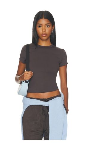 TOP MANCHES COURTES ULTIMATE en . Taille XS. Also en S, M, L, XL - Adanola - Modalova
