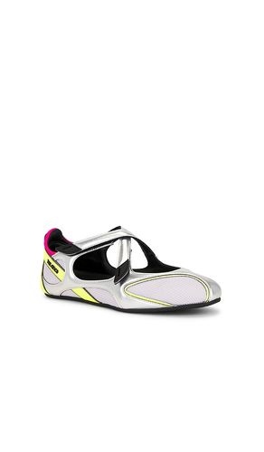 PLAT FLOOR01 en . Taille 36.5. Also en 38.5, 39.5, 40 - THE ATTICO - Modalova