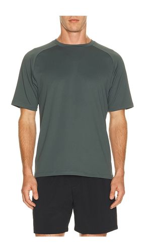 T-SHIRT ALL IN en . Taille S. Also en M, L, XL/1X, XXL/2X - Beyond Yoga - Modalova