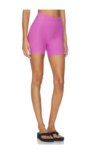 SHORT DE STYLE MOTARD SPACEDYE en . Taille XS. Also en M, L, XL - Beyond Yoga - Modalova