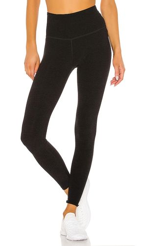 Take Me Higher Legging in . Size L. Also in M, XS - Beyond Yoga - Modalova