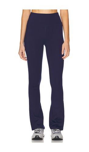 PANTALON POWER BEYOND STRIVE HIGH WAISTED in . Size M, S, XL, XS - Beyond Yoga - Modalova