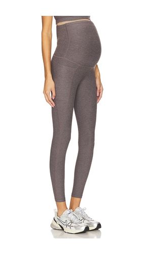 LEGGINGS MIDI DE MATERNITÉ SPACEDYE LOVE THE BUMP en . Taille L. Also en XL, XS - Beyond Yoga - Modalova