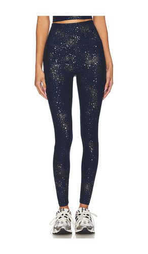 LEGGINGS SOFTSHINE CAUGHT IN THE MIDI HIGH WAISTED in . Size M, S, XS - Beyond Yoga - Modalova