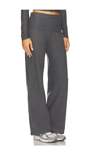PANTALON LARGE SPACEDYE FOLDOVER en . Taille XL. Also en - Beyond Yoga - Modalova