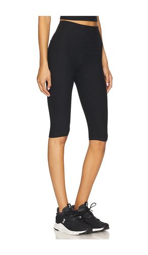 High Waisted Pedal Pusher Legging in . Size L. Also in M, S, XL, XS - Beyond Yoga - Modalova