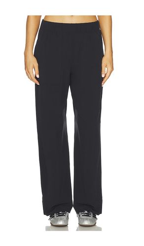 Easy Wide Leg Pant in . Size M. Also in - Beyond Yoga - Modalova