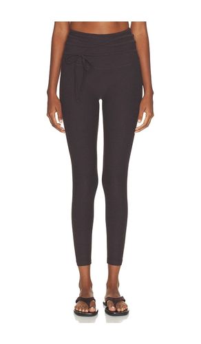 LEGGINGS SPACEDYE ITS A TIE en . Taille L. Also en M - Beyond Yoga - Modalova