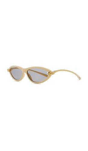 Cat Eye Sunglasses in - Bottega Veneta - Modalova