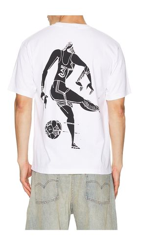 Kicked Around T-Shirt en . Taille M. Also en S, XL/1X, XXL/2X - By Parra - Modalova