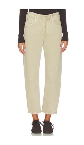 Winslow Low Rise Boyfriend Jeans en . Taille 32. Also en 33 - Citizens of Humanity - Modalova