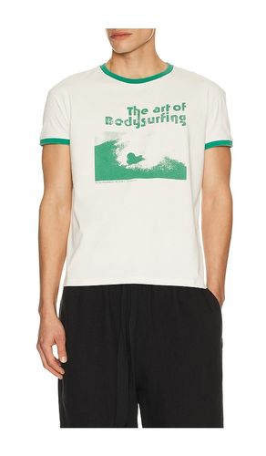 Bodysurf Tee en . Taille M. Also en S, XL/1X, XXL/2X - Commas - Modalova