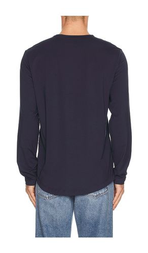 Ao Long Sleeve Curve Hem Tee in . Size S. Also in XL/1X - Cuts - Modalova