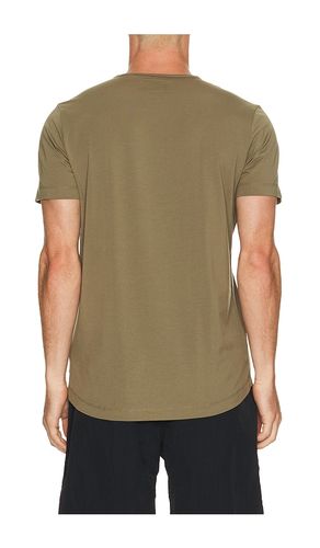 T-SHIRT CURVE HEM en . Taille L. Also en M, S, XL/1X, XXL/2X - Cuts - Modalova