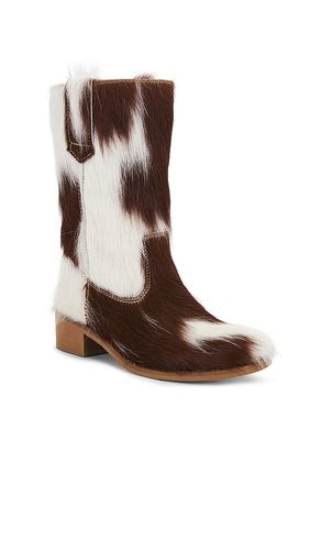 Julia Fur Gaucho Boot in . Size 36. Also in 38, 39, 40 - Dico Copenhagen - Modalova
