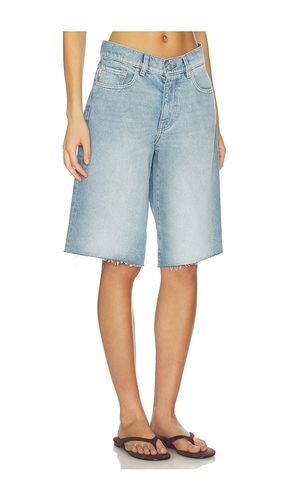 Abby Low Rise Relaxed Denim Short en . Taille 25. Also en - DL1961 - Modalova