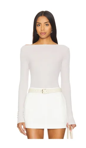 T-SHIRT ENCOLURE BATEAU en . Taille S. Also en M, L, XL - Enza Costa - Modalova