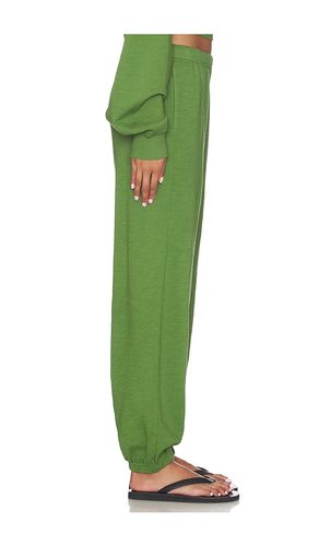 PANTALON DE JOGGING BOYFRIEND À POCHES en . Taille S. Also en XL, XS - Eterne - Modalova