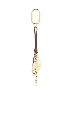 Shell & Pearl Bag Charm in - Ettika - Modalova