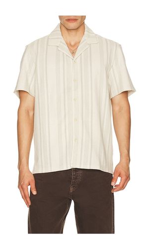 Short Sleeve Oasis Camp Shirt in . Size L. Also in M, S, XL/1X - Faherty - Modalova