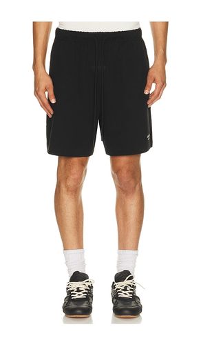 Classic Jersey Short in . Size L. Also in M, S, XL/1X, XS, XXXL/3X - Fear of God ESSENTIALS - Modalova