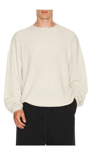 PULL SIGNATURE en . Taille M. Also en XL/1X, XXXL/3X - Fear of God ESSENTIALS - Modalova