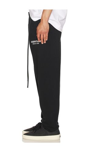 PANTALON SWEAT CLASSIC en . Taille L. Also en M, S, XL/1X, XXL/2X - Fear of God ESSENTIALS - Modalova