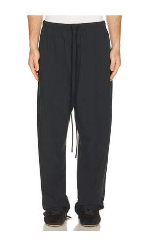 PANTALON FORME JOGGING RELAXED en . Taille L. Also en - Fear of God ESSENTIALS - Modalova