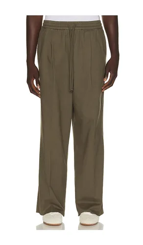 PANTALON PLEAT en . Taille XS. Also en S, M - Fear of God ESSENTIALS - Modalova