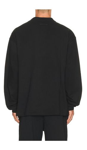 Classic Fit Long Sleeve T-Shirt en Vintage / White en . Taille M. Also en L, XL/1X - Fear of God ESSENTIALS - Modalova