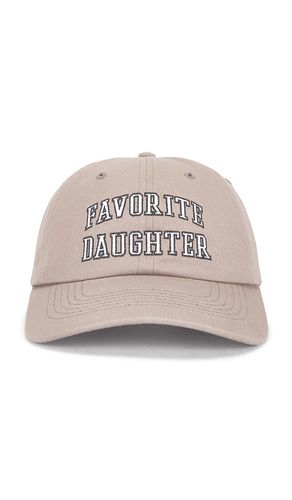The Collegiate Logo Baseball Cap in - Favorite Daughter - Modalova