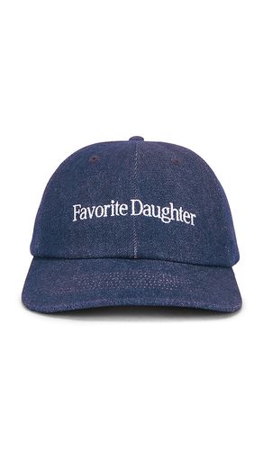 The Washed Denim Baseball Cap in - Favorite Daughter - Modalova