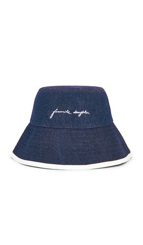 The Color Block Canvas Bucket Hat in - Favorite Daughter - Modalova