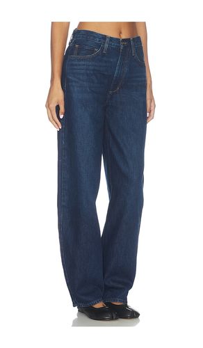 The Mercer Mid Rise Easy Barely Barrel Jean in . Size 24. Also in 25, 26, 27, 30 - Favorite Daughter - Modalova