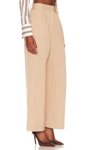 The Favorite Pant Petite in . Size 10. Also in 14 - Favorite Daughter - Modalova