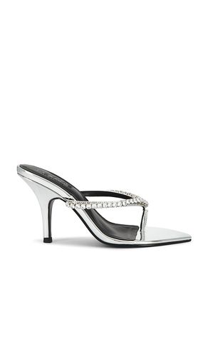 X REVOLVE Tokyo Thong Sandal in . Size 5. Also in 6, 8 - FEMME LA - Modalova