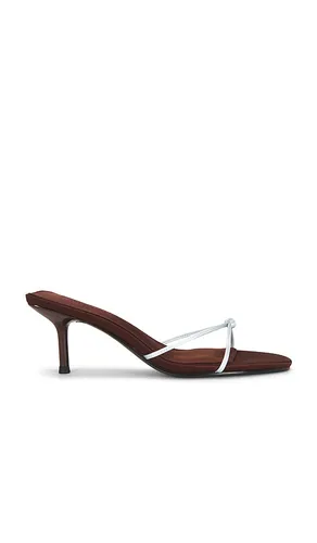 SLIPPERS MAEVE en . Taille 10. Also en 10.5, 11, 5, 5.5, 6, 7, 7.5, 8, 8.5, 9, 9.5 - FEMME LA - Modalova